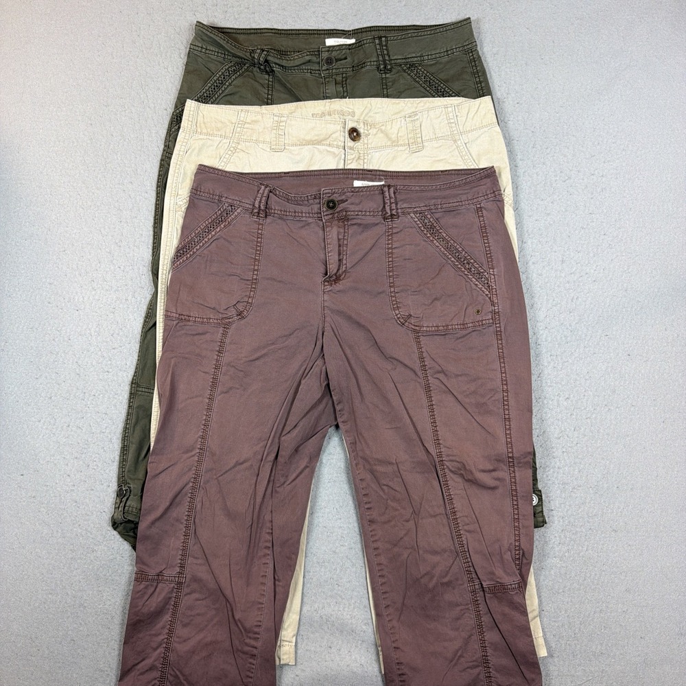 Maurices Women's Khaki Capri Pants Size 11/12 Lot of 3